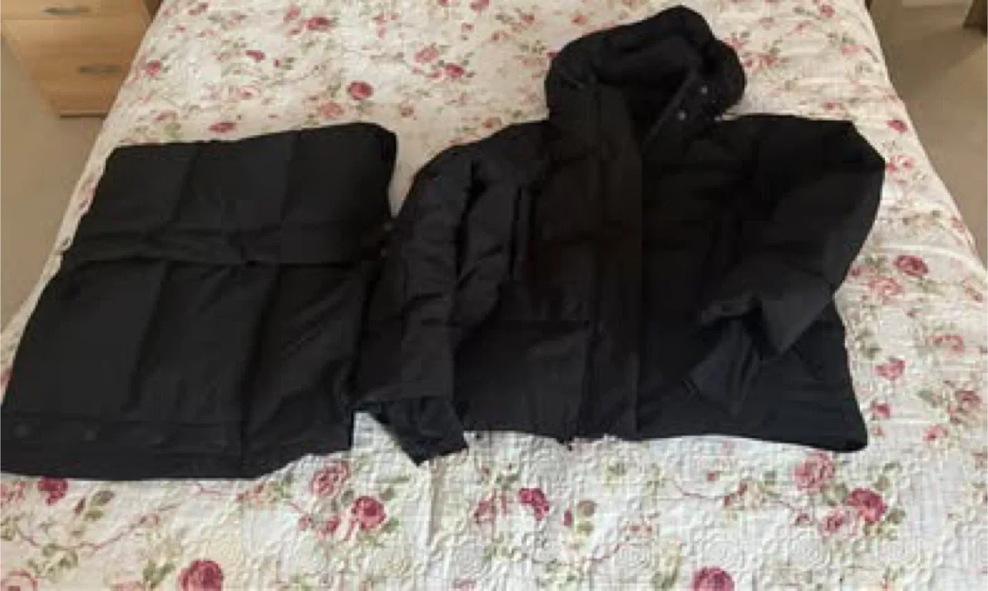 2 part winter coat (New) (Long or short) (Medium) thumbnail