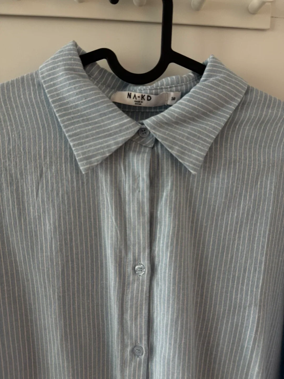 NA-KD Oversized Striped Linen Blend Shirt image indicator(2)