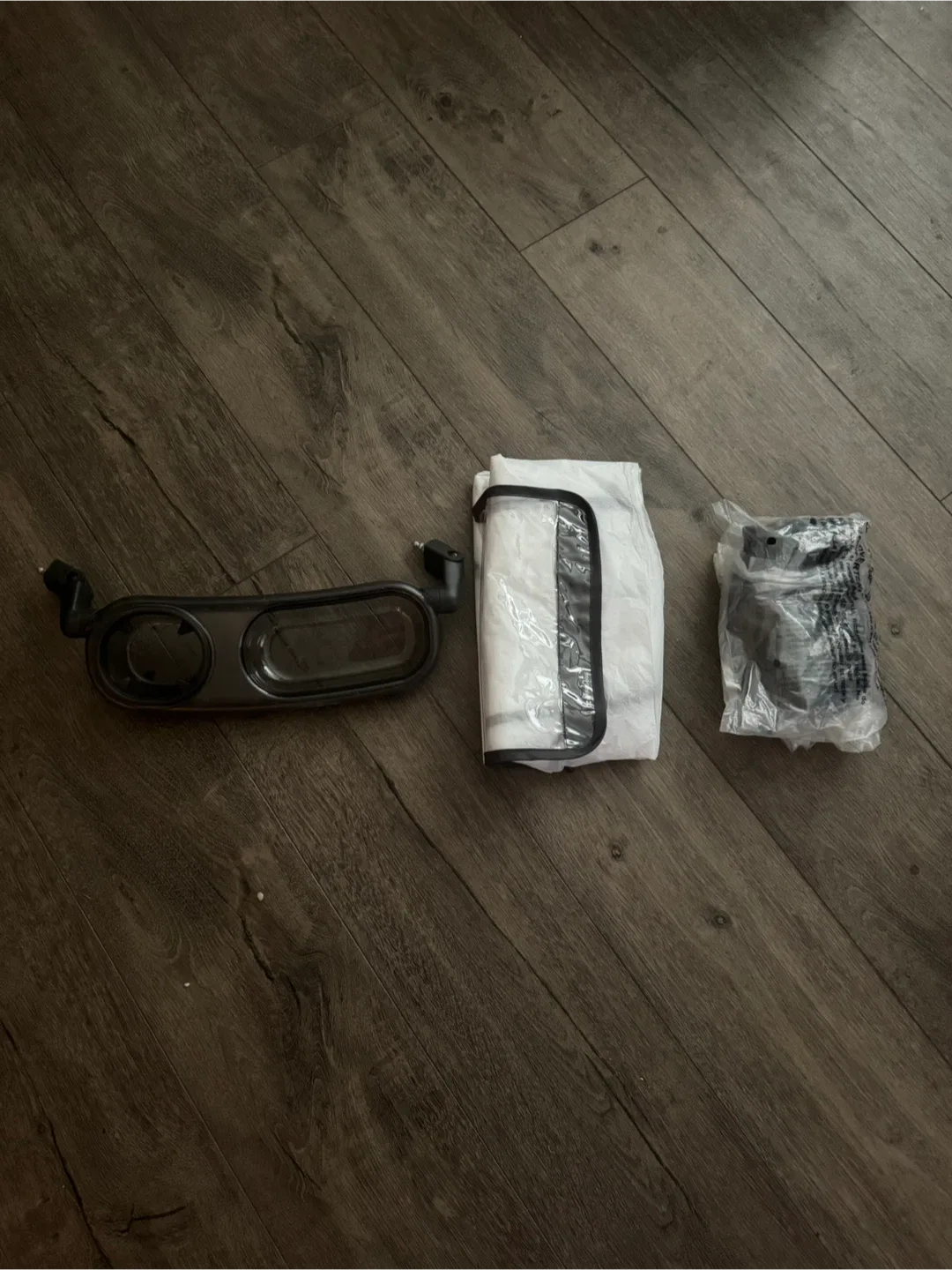 $500 obo - UPPAbaby Cruz V2 Stroller + Accessories image indicator(3)