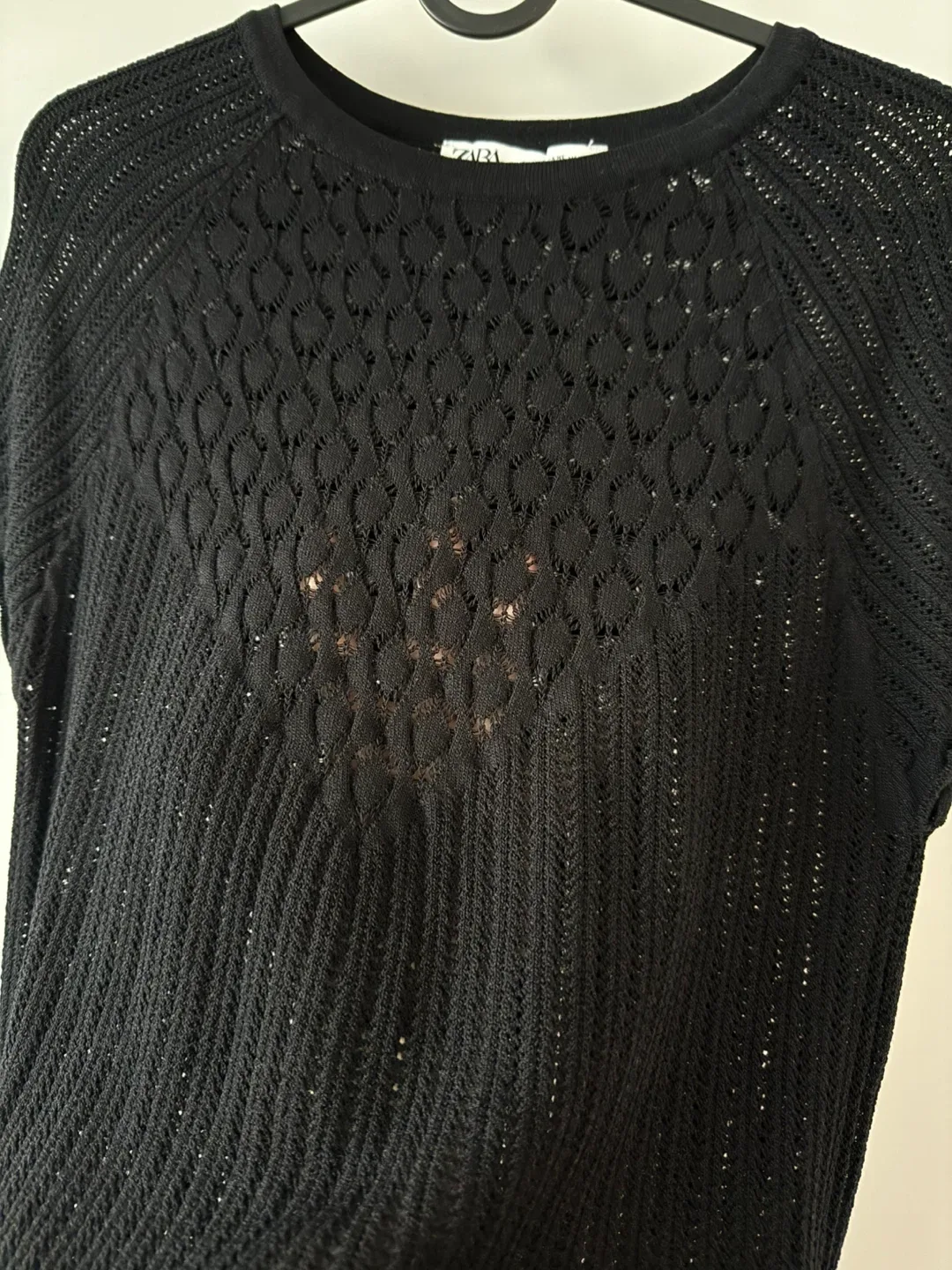 Zara Black Knit Top - Size XL image indicator(3)