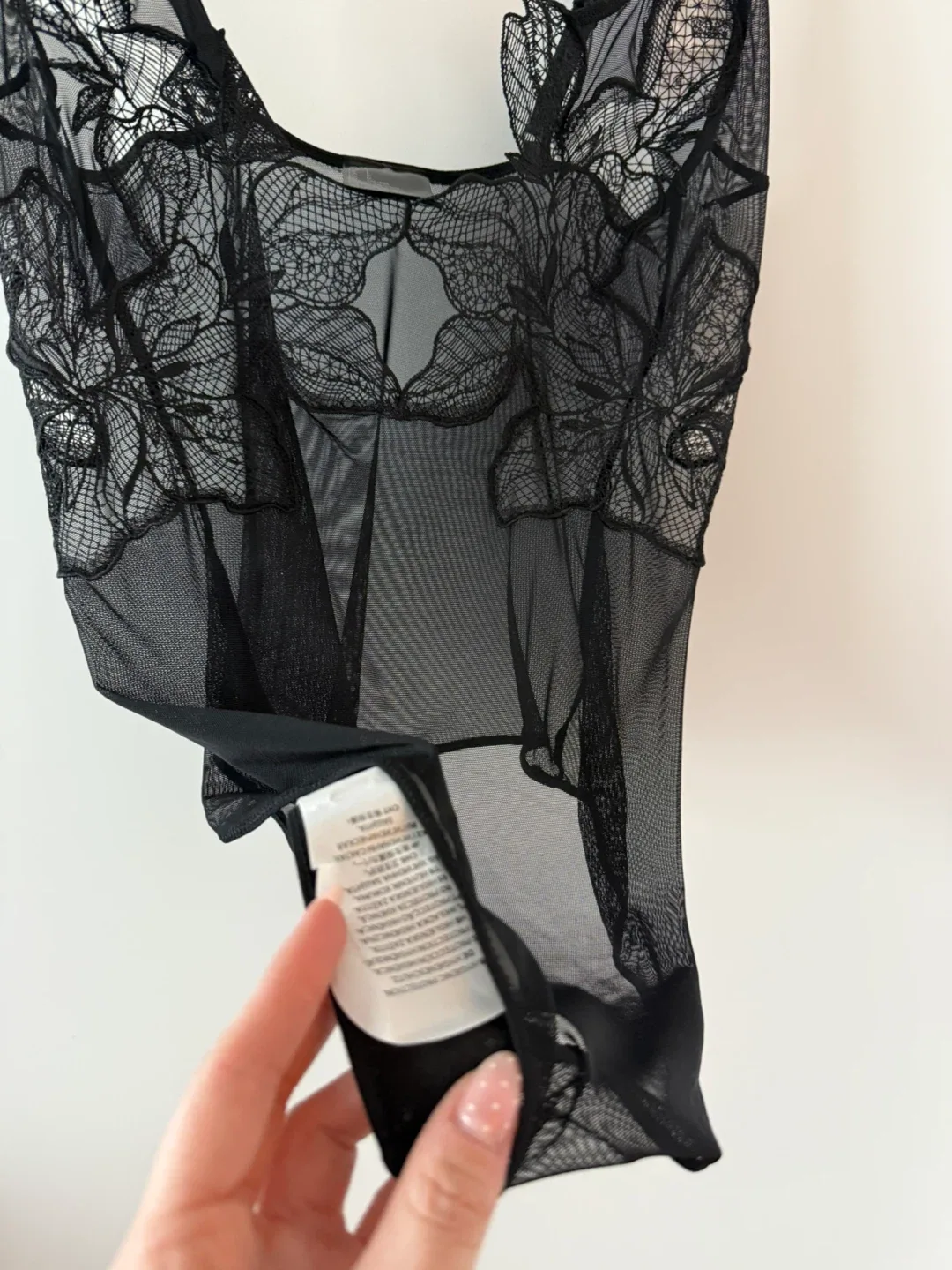 H&M Black Floral Lace Bodysuit - Size L image indicator(5)