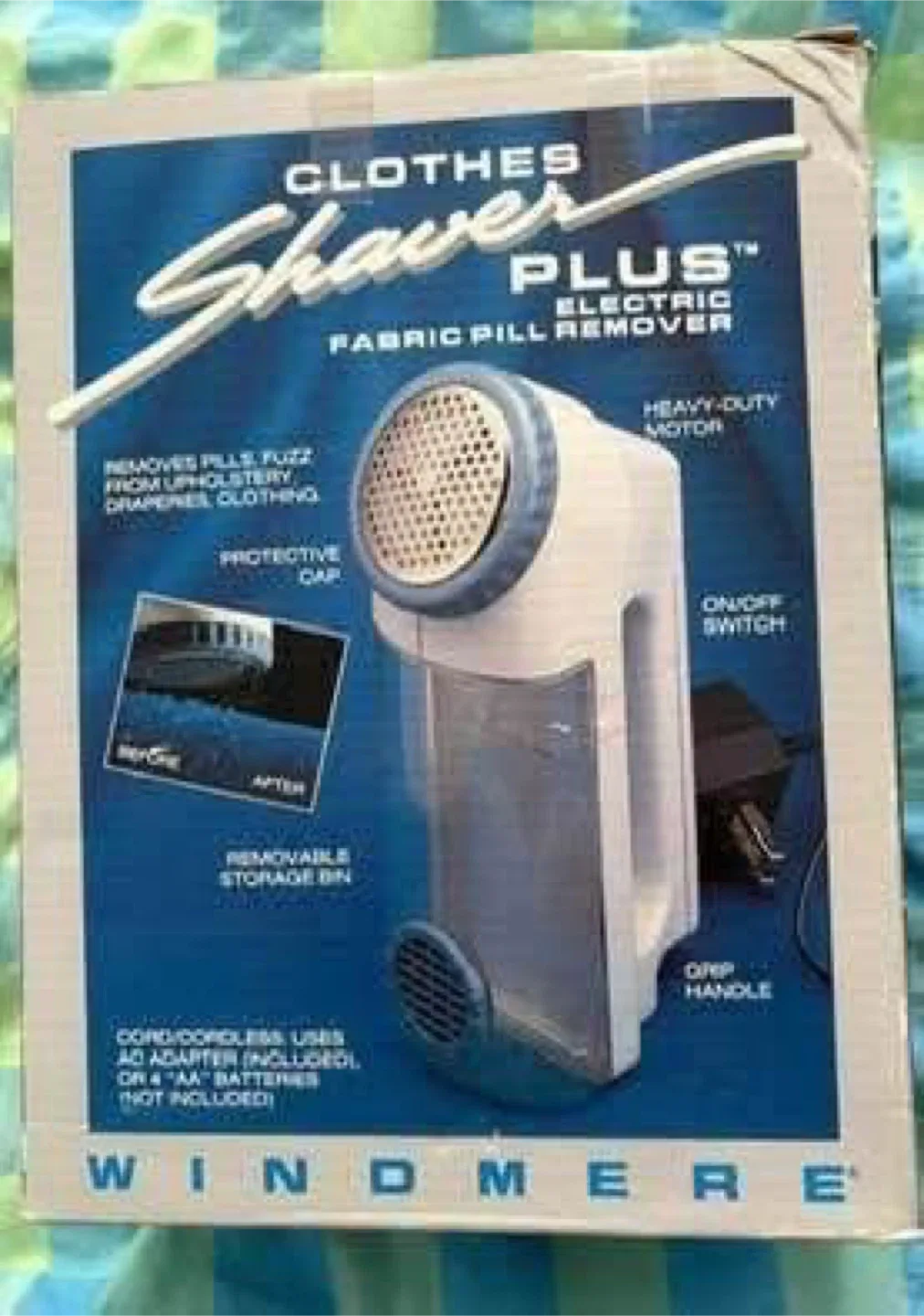 Clothes shaver plus fabric pill remover (Never used) (FREE) thumbnail