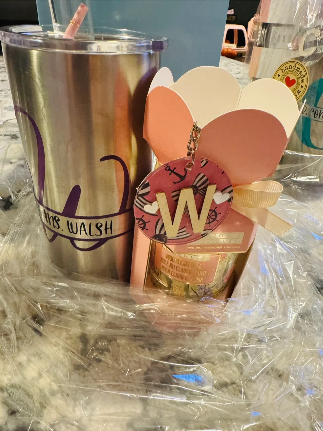 Assorted Graphic Print T-shirts and Gifts image indicator(3)