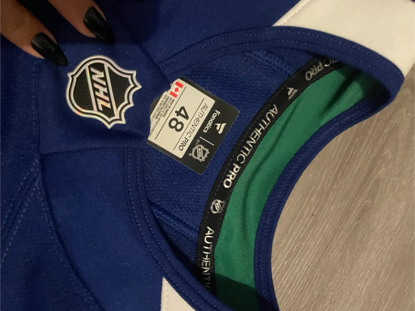 Vancouver Canucks Fanatics Authentic Pro Jersey Size 48 image indicator(2)
