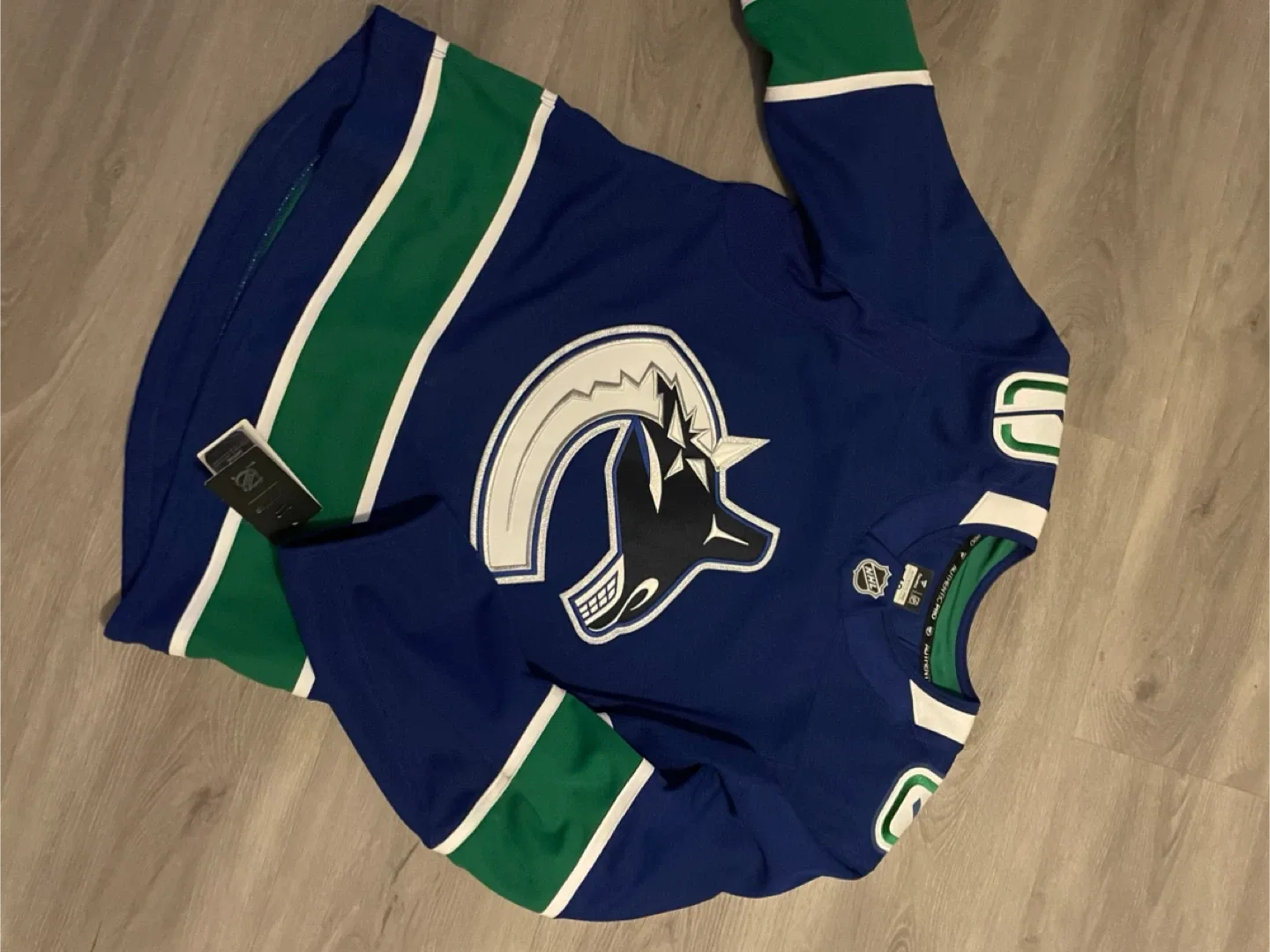 Vancouver Canucks Fanatics Authentic Pro Jersey Size 48
