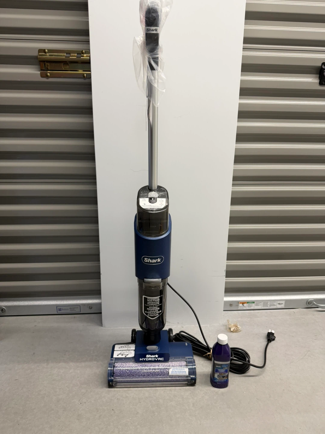 Shark HydroVac XL 3-in-1 Vacuum, mop and self-Cleaning System - photo 4