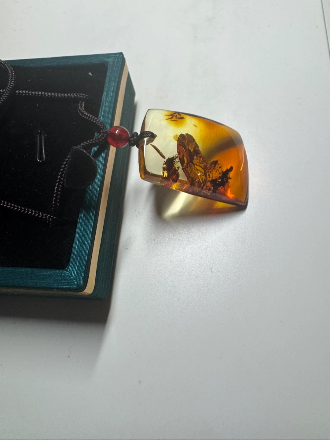 Latvian amber necklace (paleoceneological specimen)
