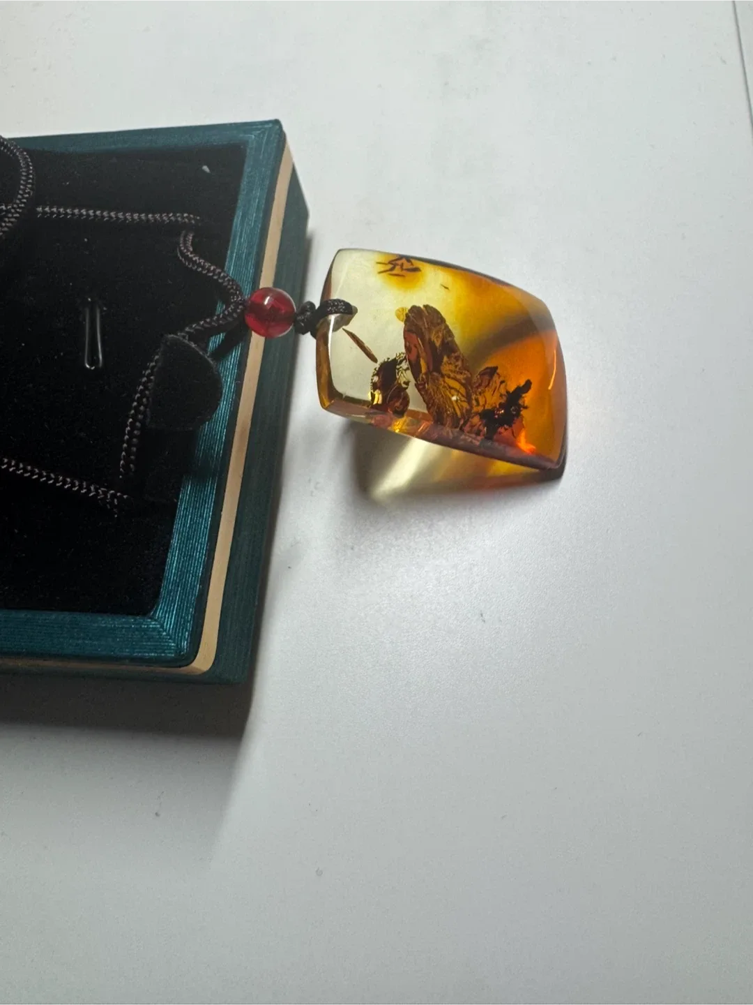 Latvian amber necklace (paleoceneological specimen)