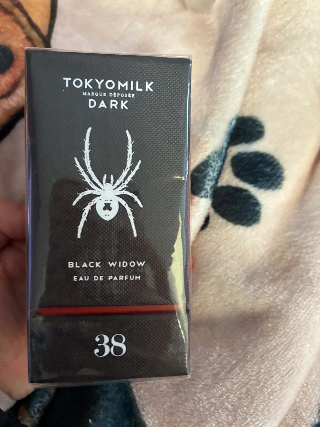 TOKYOMILK Dark Black Widow 38 Eau de Parfum 1.6 Oz image indicator(3)