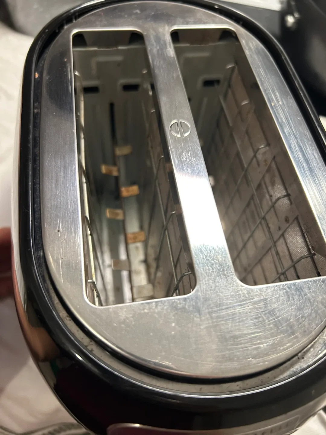 Black and Decker Toaster - Model TR27880 image indicator(4)