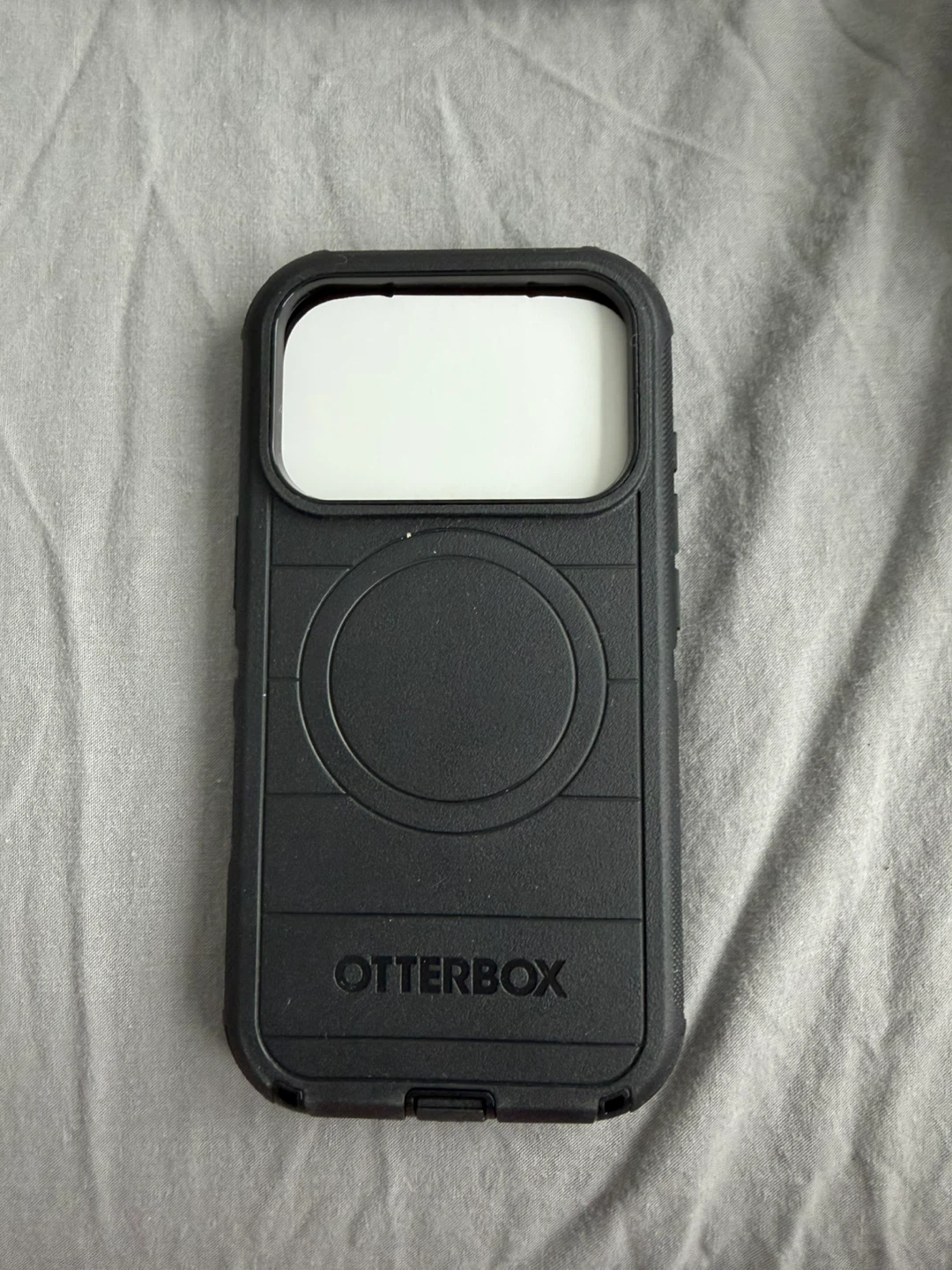 OtterBox iPhone 17 Pro Defender Pro Series Case - Black. - photo 3