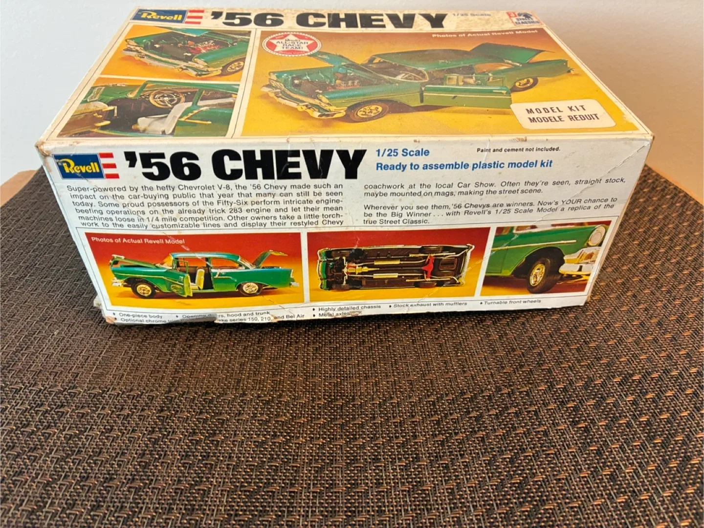 Revell '56 Chevy 1/25 Scale Model Kit image indicator(2)