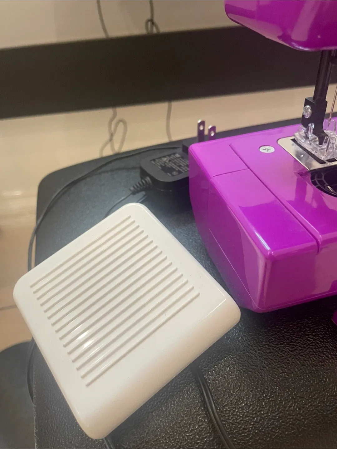 Janome 525B Sewing Machine - Purple image indicator(4)