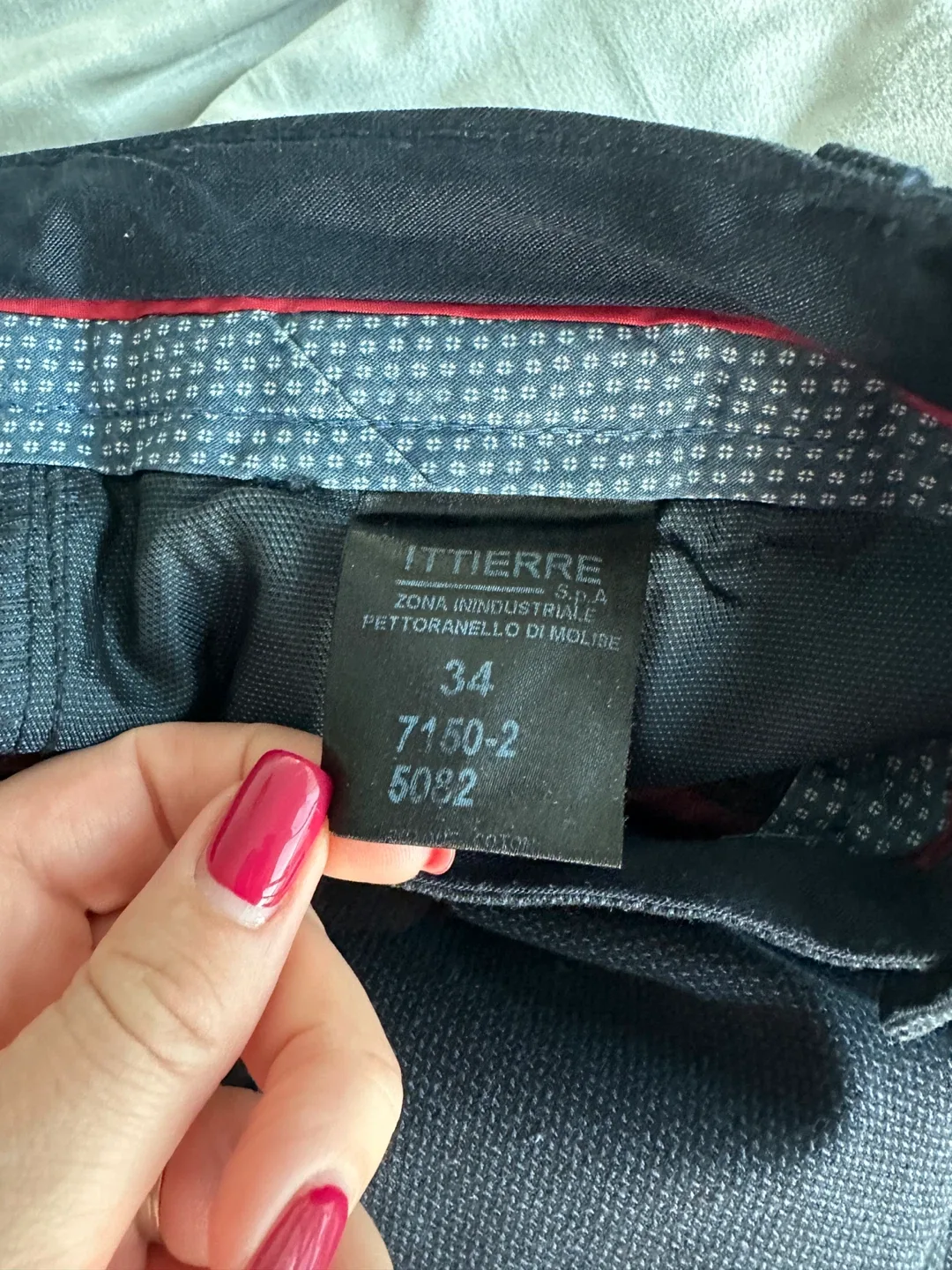 Hugo Boss Pants Size 34 image indicator(5)