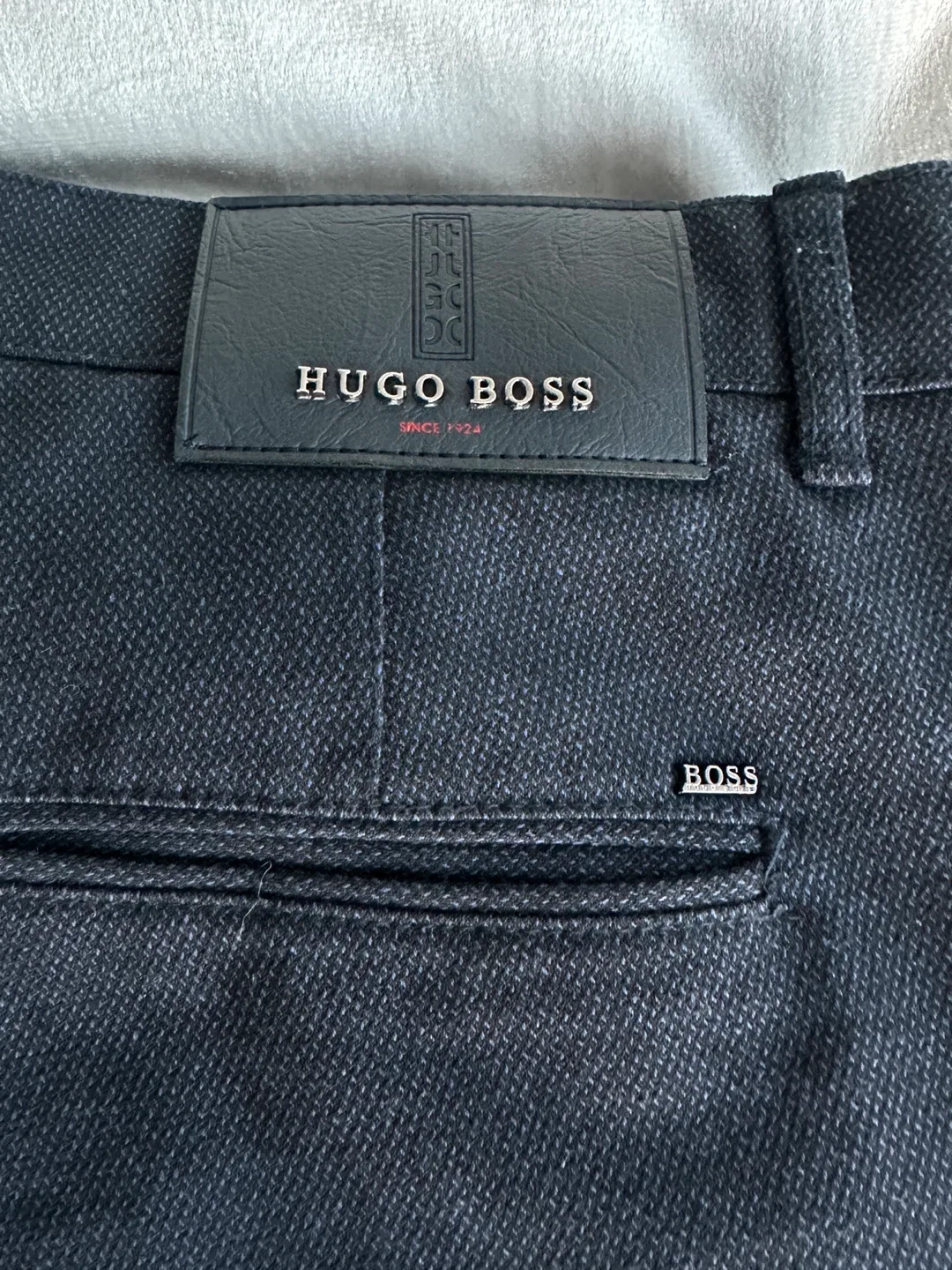Hugo Boss Pants Size 34
