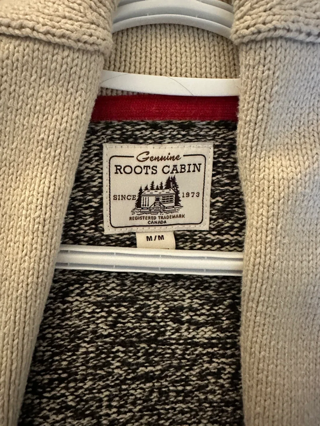 Roots Cabin Cardigan - Size M/M image indicator(2)