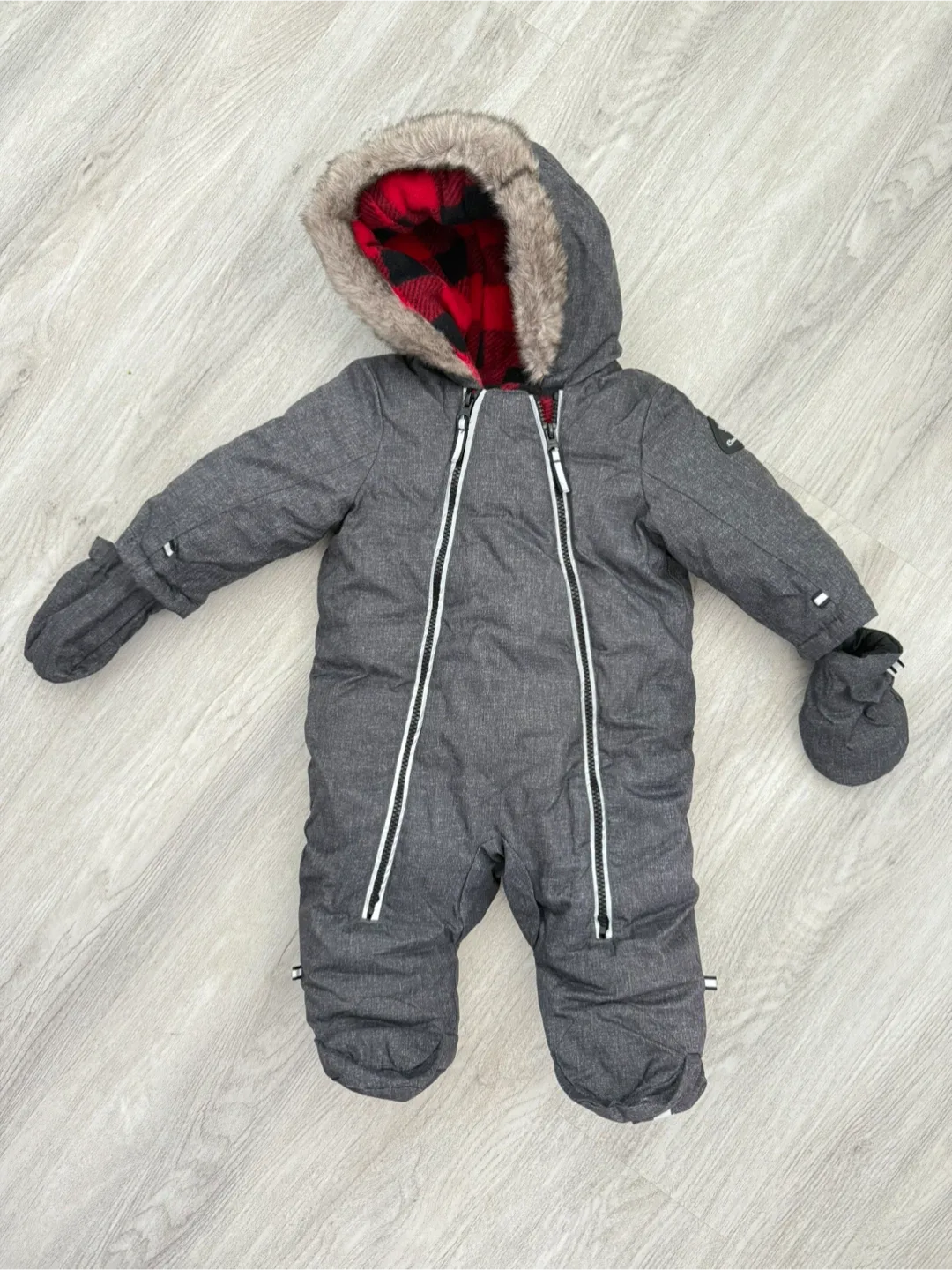 Canadiana Baby Snowsuit - Grey with Red Plaid image indicator(4)