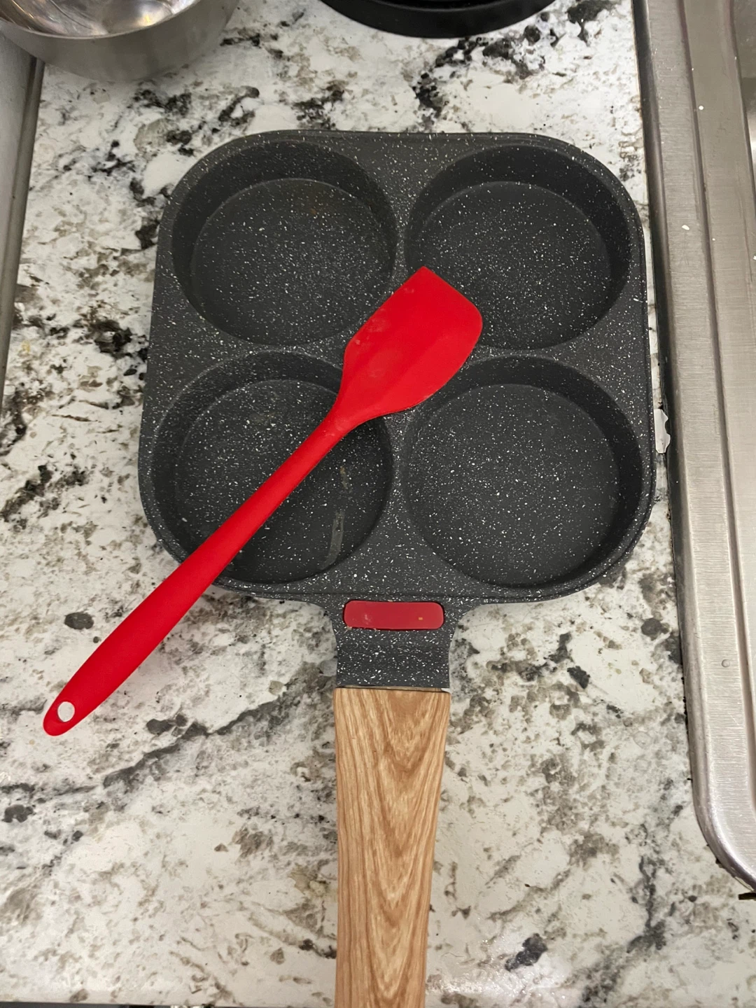 4-Cup Egg Frying Pan - photo 2