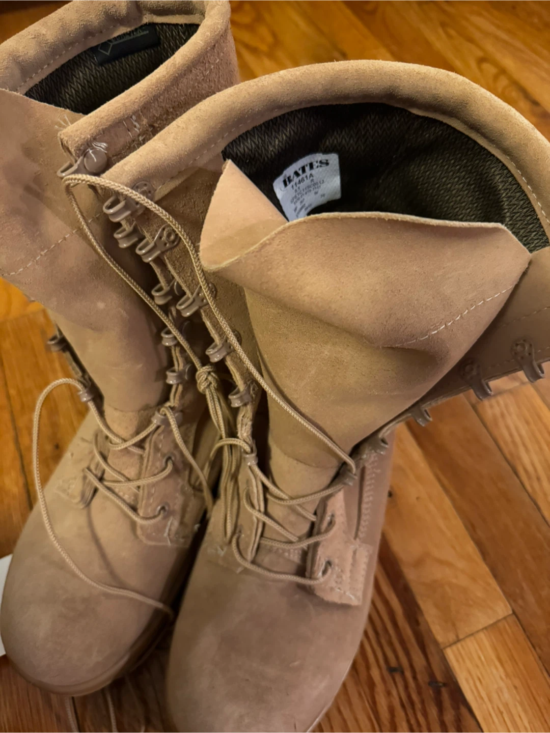Bates Gortex/Vibram winter boots size 8.5