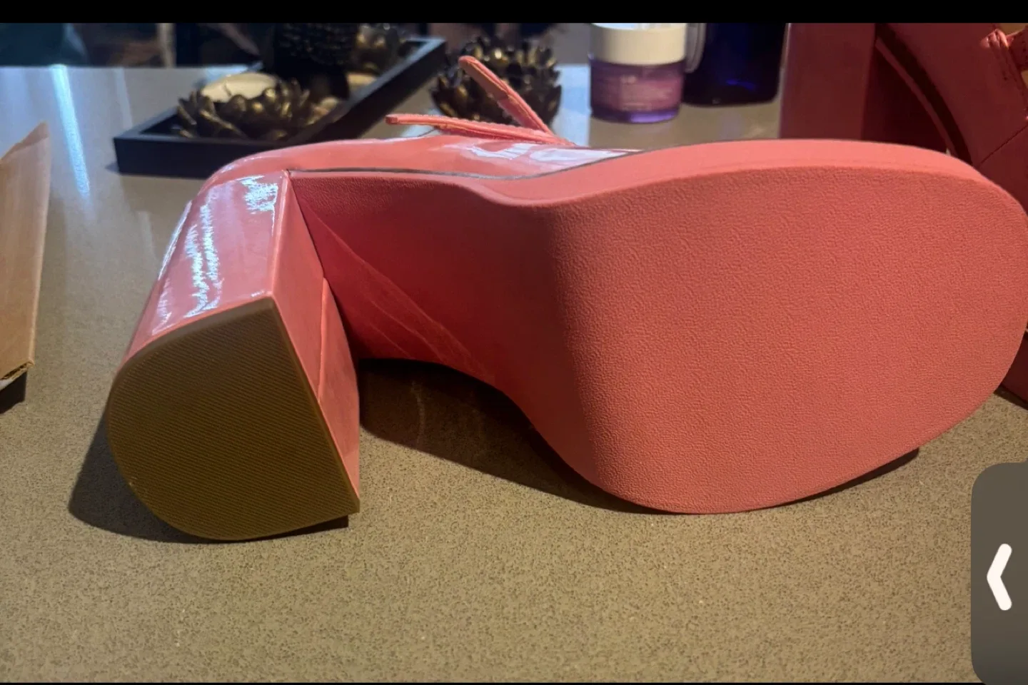 Steve Madden Pink Patent Platform Heels, Size 8 image indicator(4)