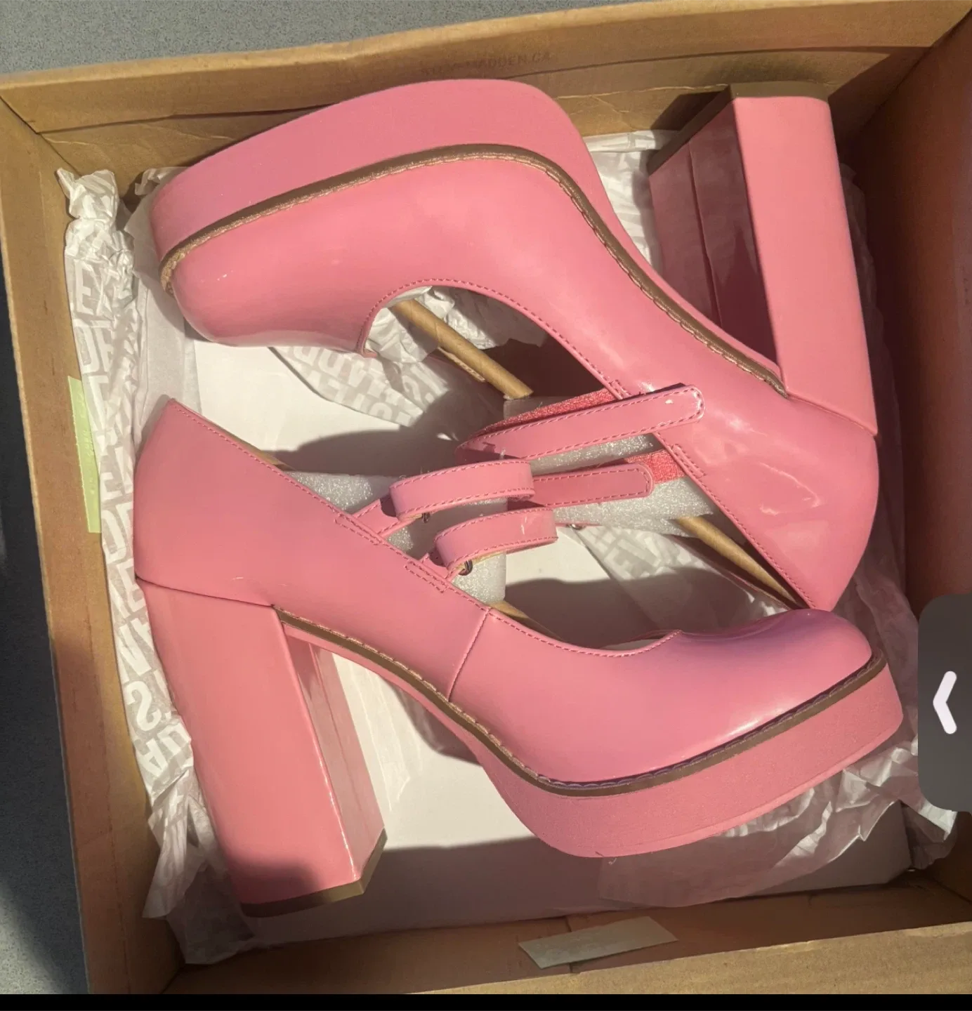 Steve Madden Pink Patent Platform Heels, Size 8