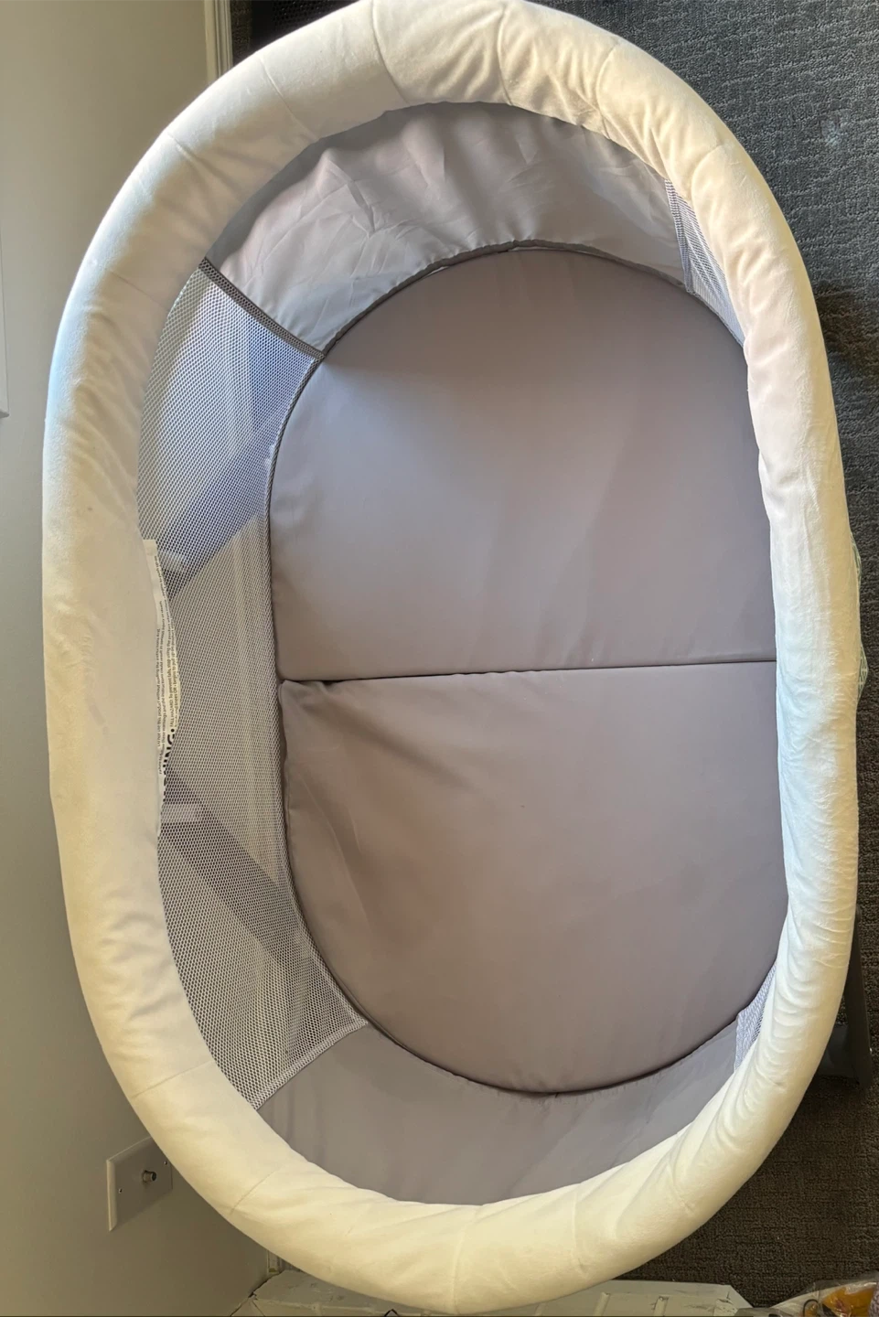 Ingenuity Foldaway Rocking Wood Bassinet - photo 2