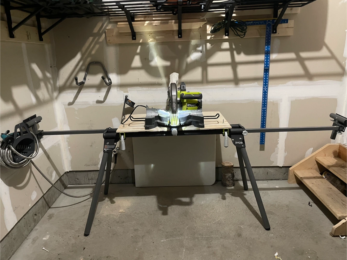 Ryobi compound mitre on stand - photo 2