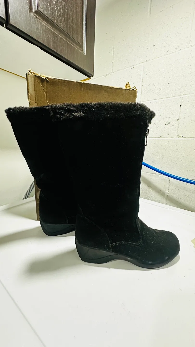 Khombu Black Winter Boots image indicator(2)