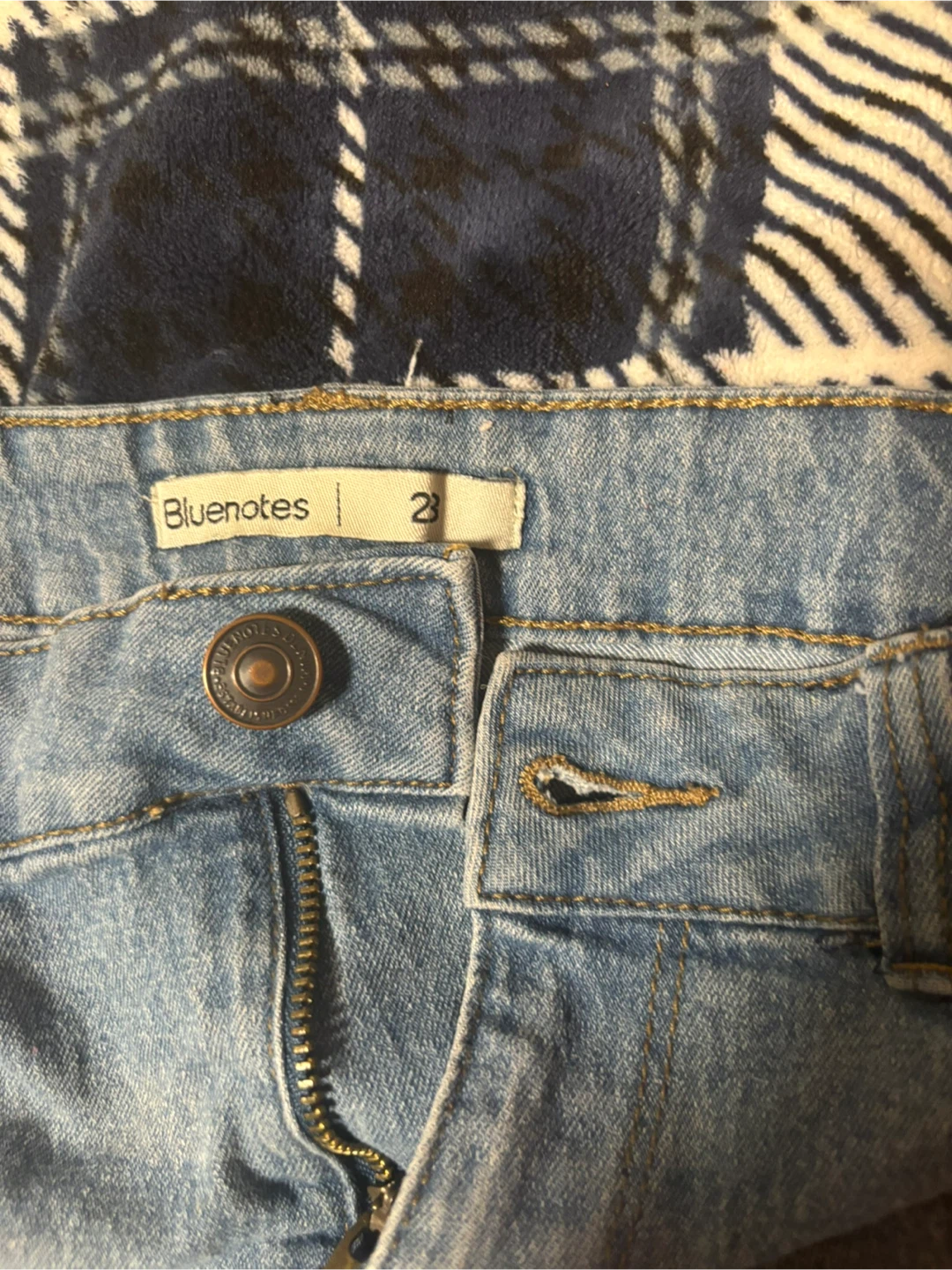 Bluenotes Denim Shorts - Size 28 - photo 2