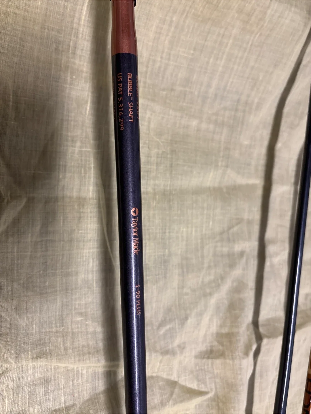 Taylor Made Titanium Bubble 10.5 Driver image indicator(3)