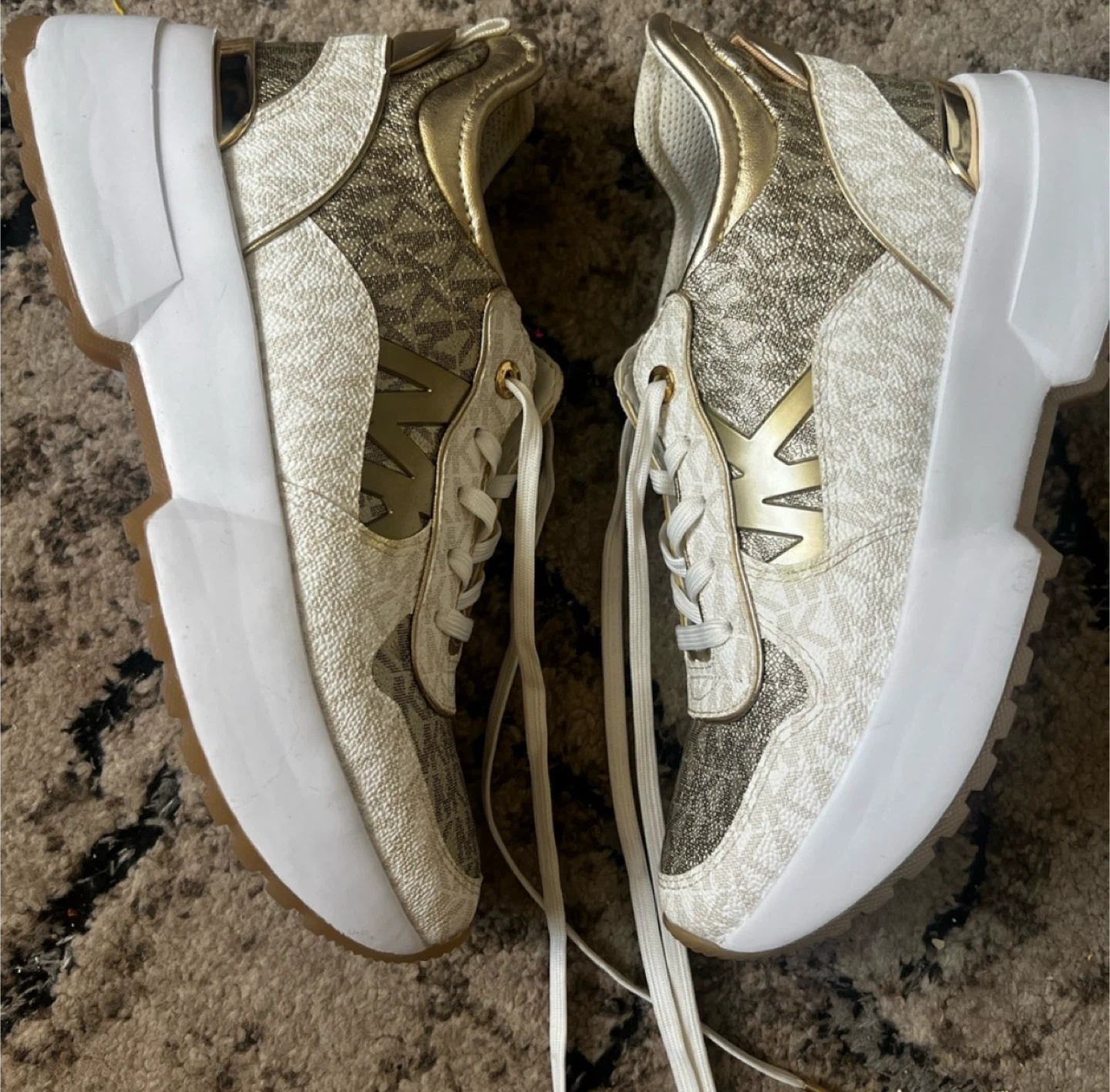 Michael Kors Sneakers size 7.5 - photo 3