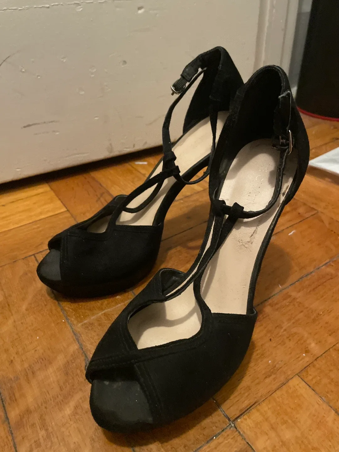 Black Heels Size 6