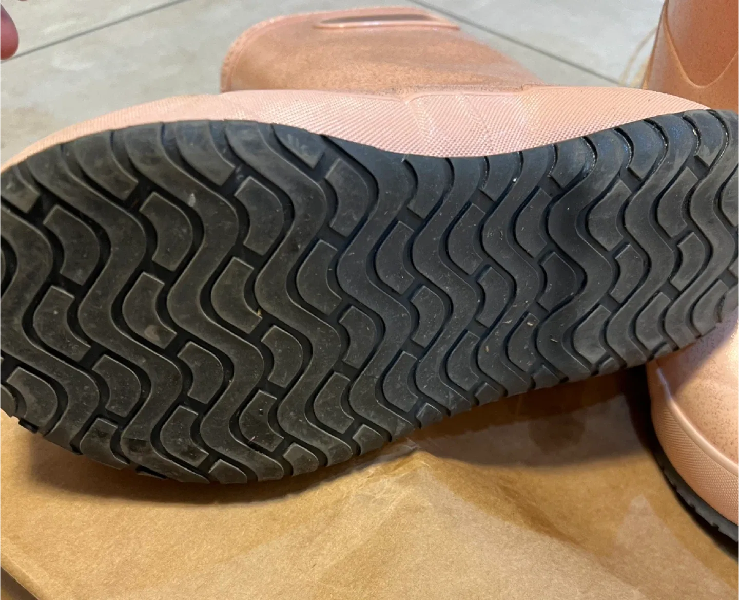 Bogs Youth/Kids Rain Boots, Size 4US image indicator(3)