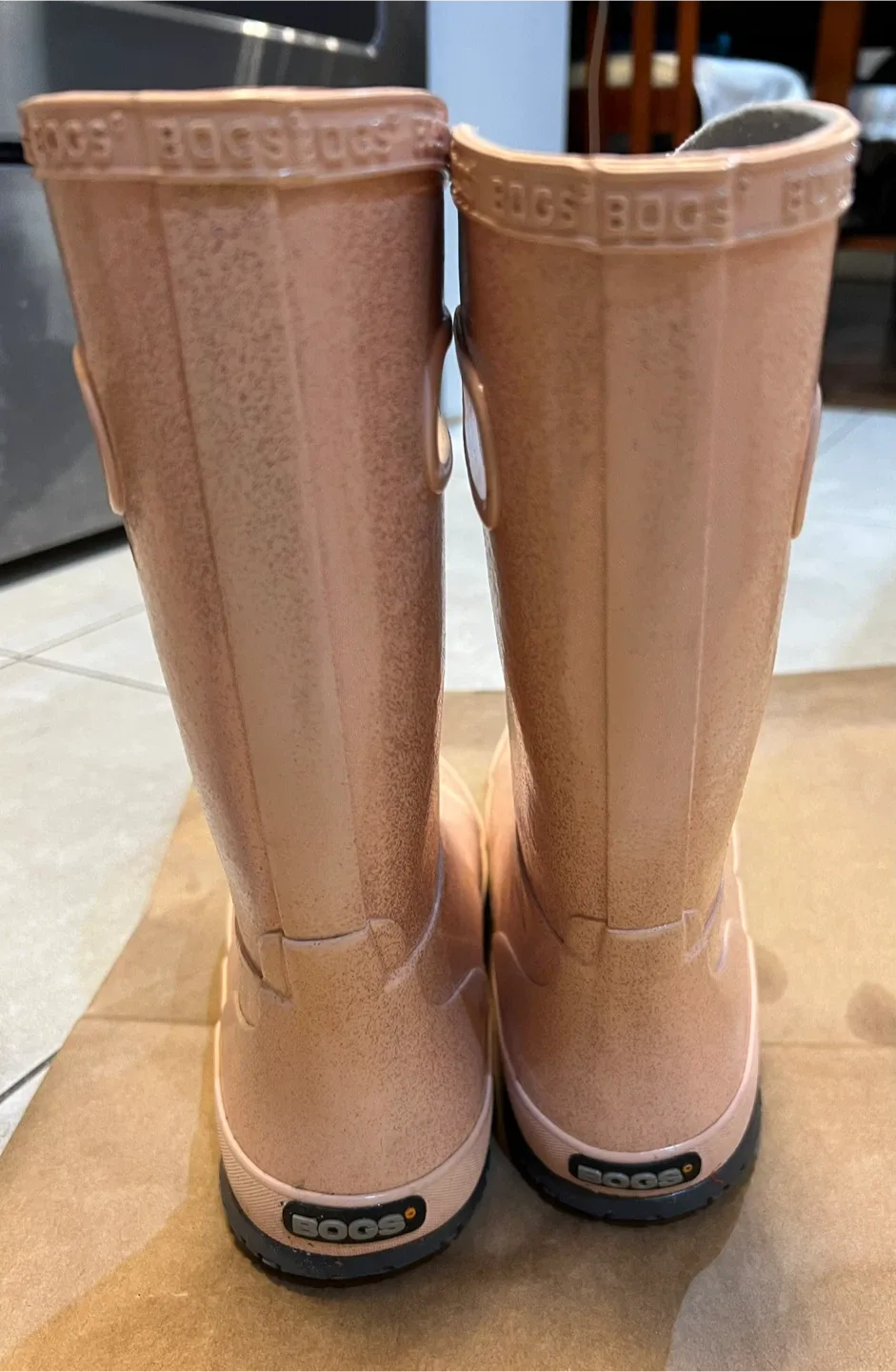 Bogs Youth/Kids Rain Boots, Size 4US image indicator(2)