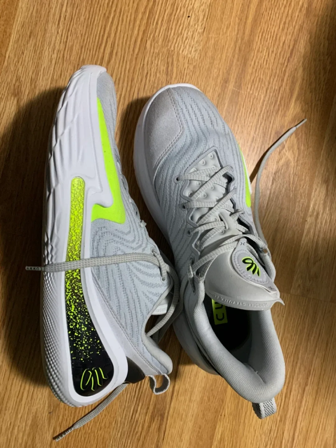 Curry Flow Go Grey/Lime Sneakers image indicator(2)