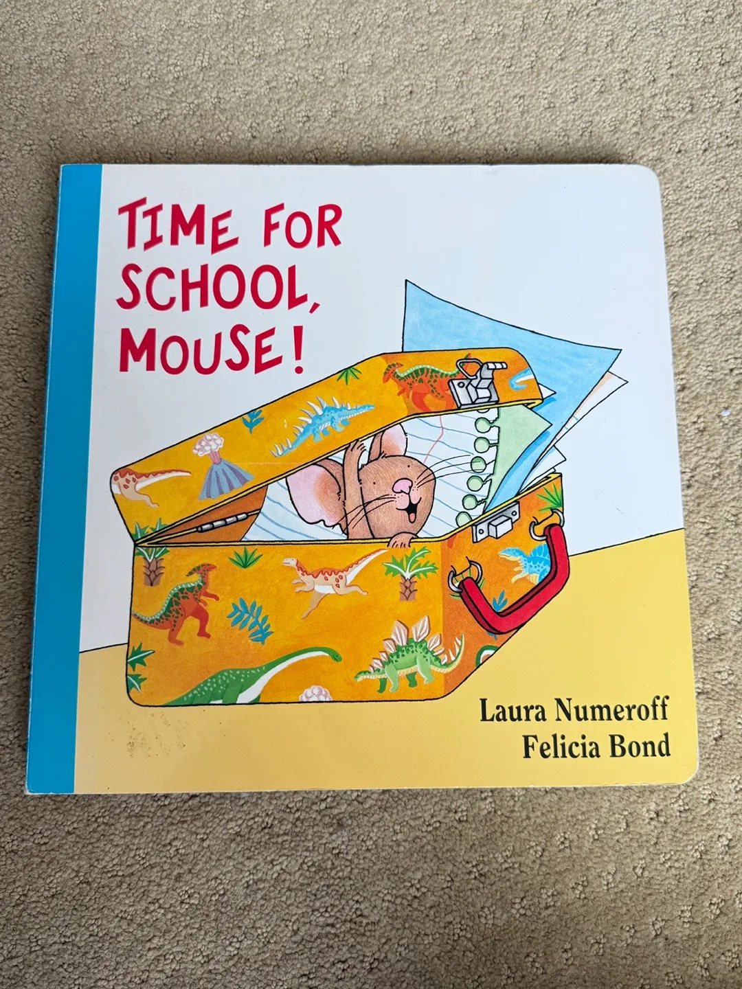 🥕Time For School, Mouse! by Laura Numeroff thumbnail