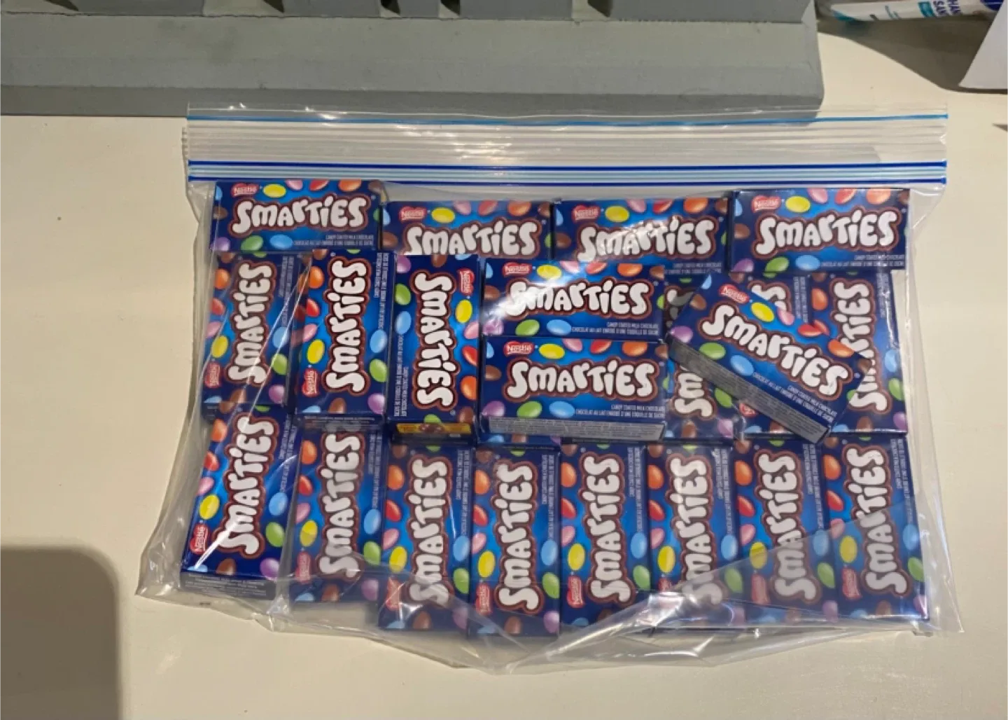 Nestle Smarties Candy Bag (25)