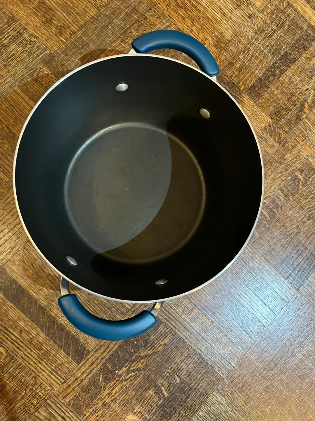 Rachael Ray 6 QT Porcelain Cookware Pot image indicator(2)