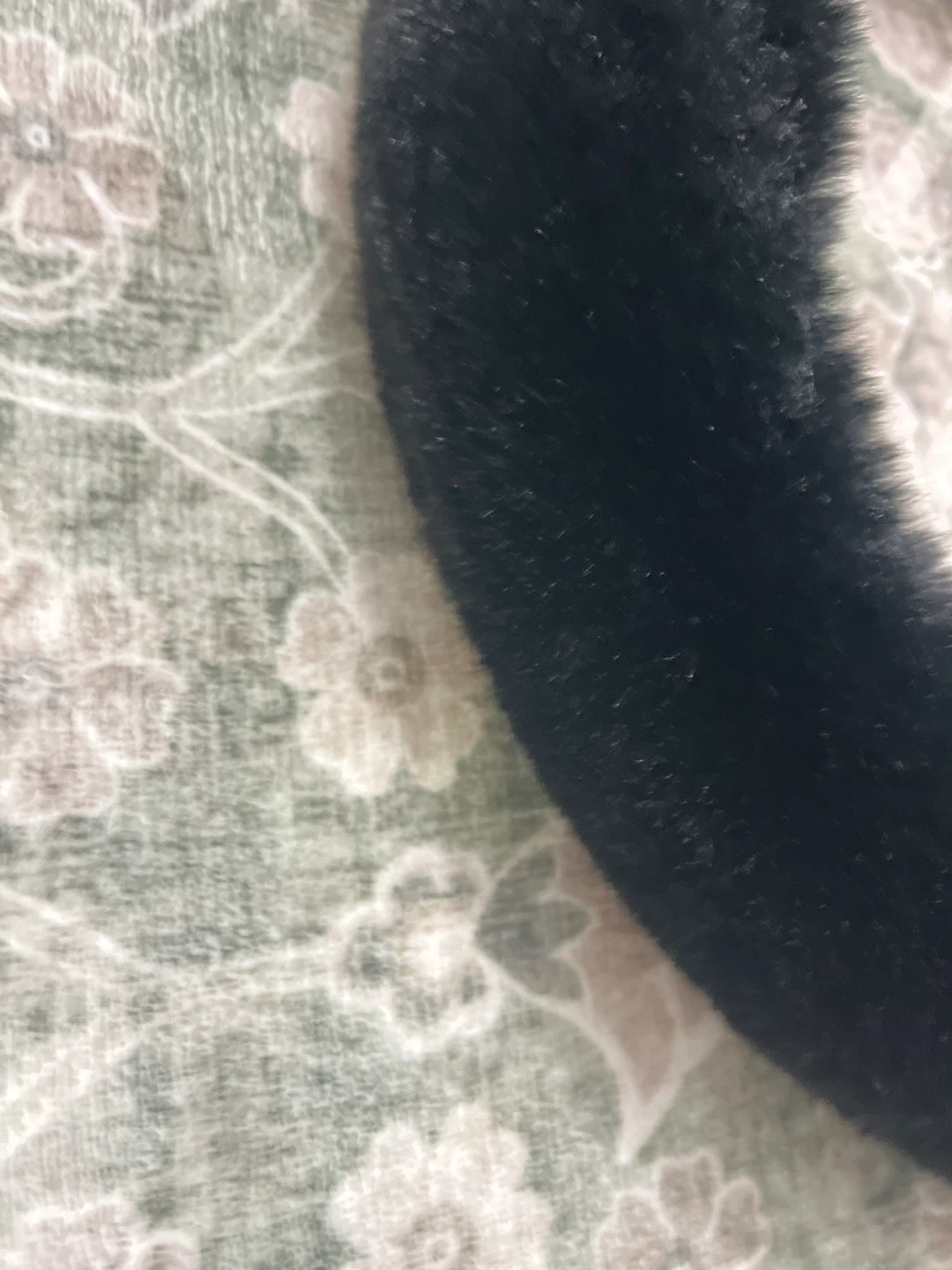 Black Furry Steering Wheel Cover - photo 2