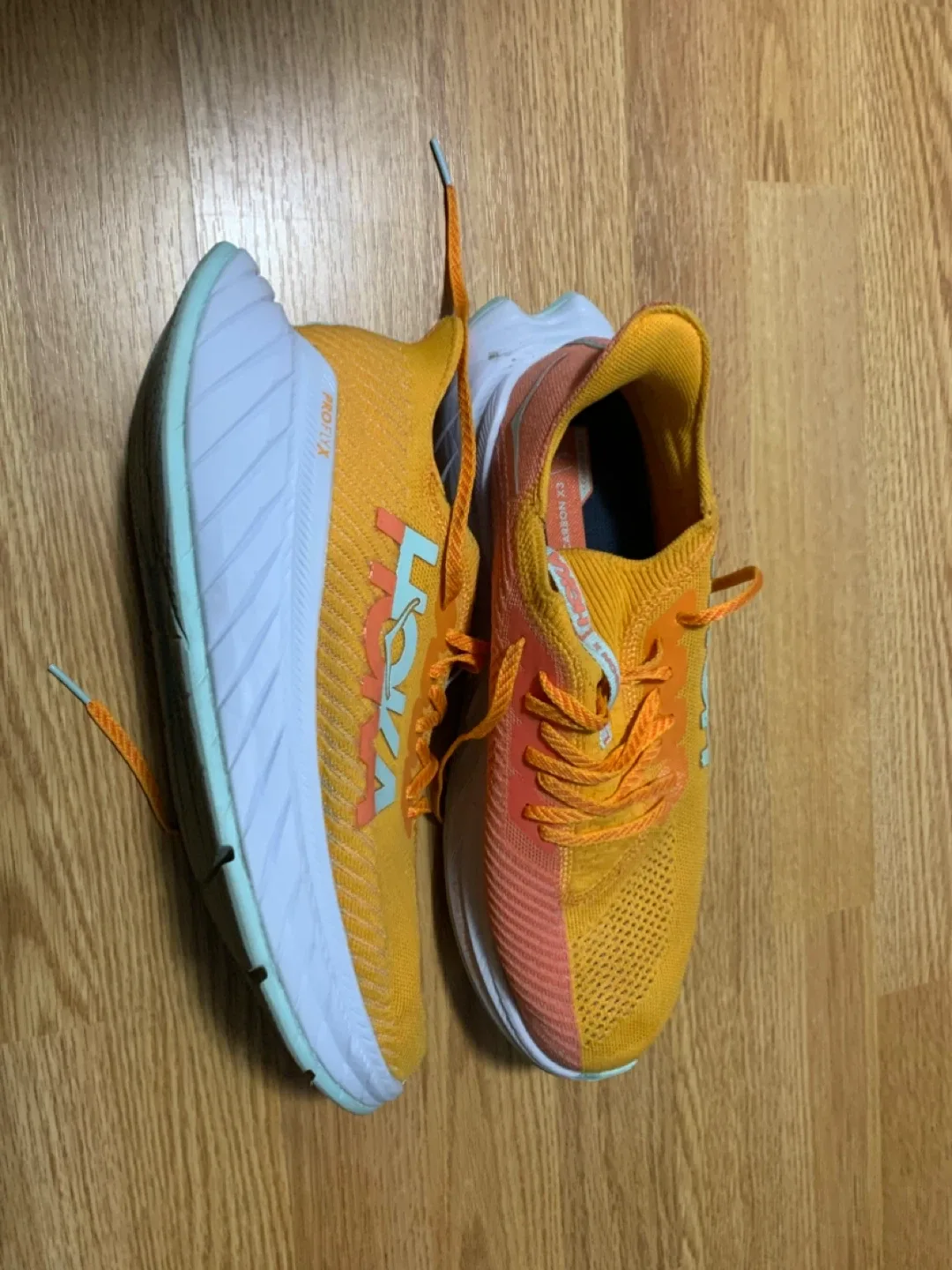 Hoka Carbon X 3  Running Shoes Orange Size 11 image indicator(2)