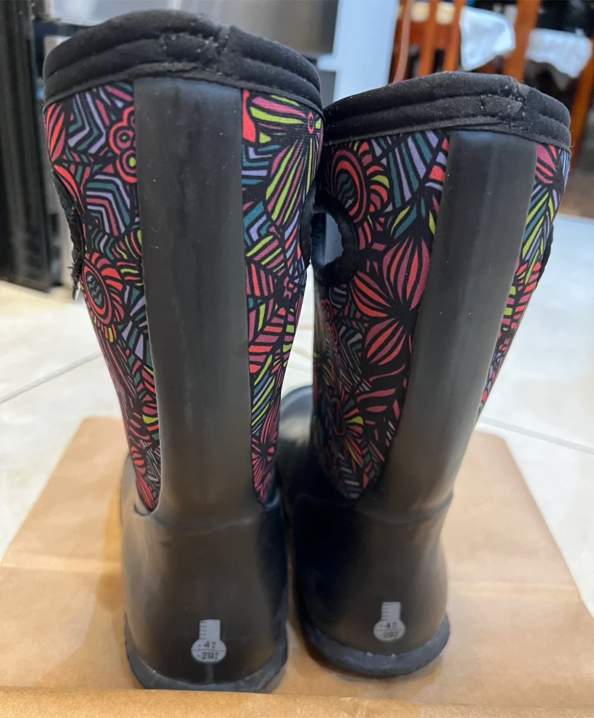 Bogs K York Wild-GDN Youth Size 4 Boots image indicator(2)