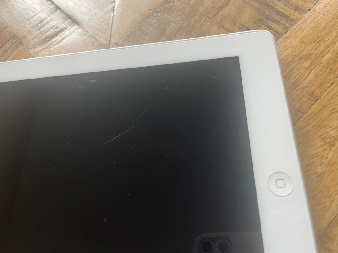 🥕Apple iPad 3rd Gen 32GB - White image indicator(5)