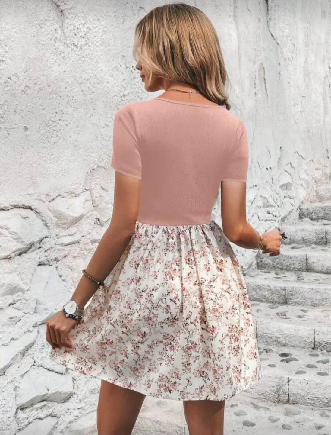 Floral Print Mini Dress - Size Large image indicator(2)