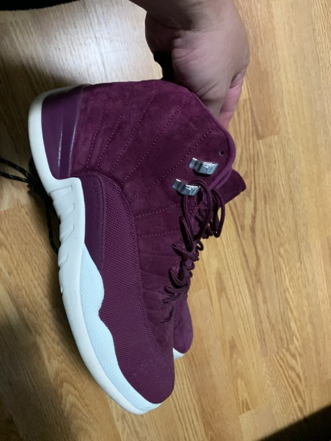 Air Jordan 12 Retro Bordeaux image indicator(3)