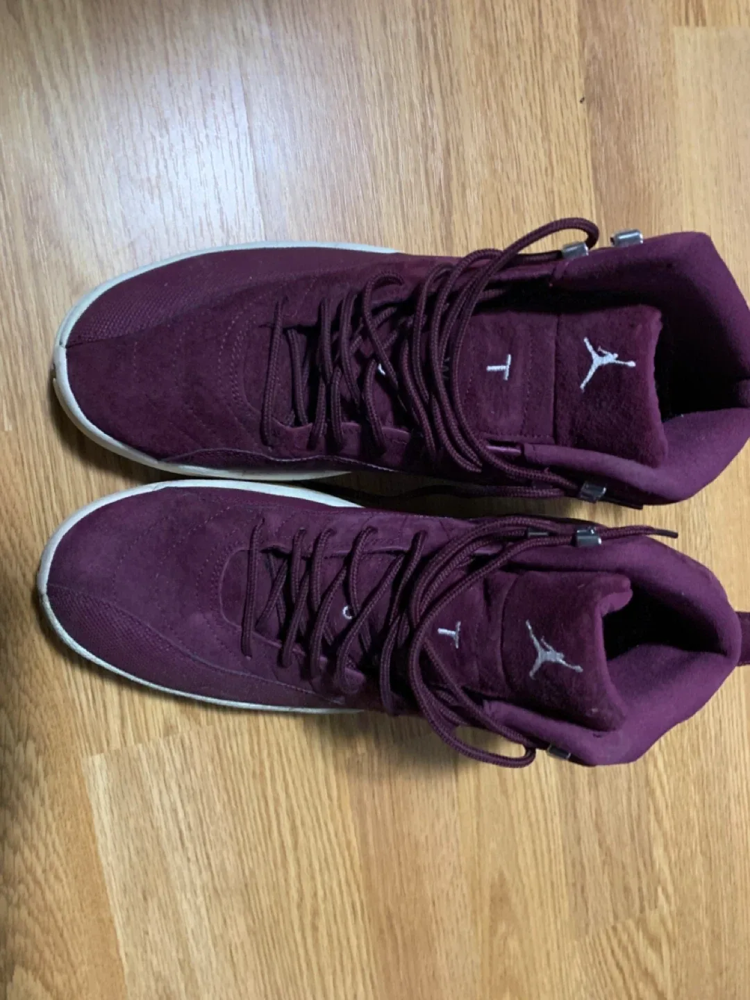 Air Jordan 12 Retro Bordeaux image indicator(2)