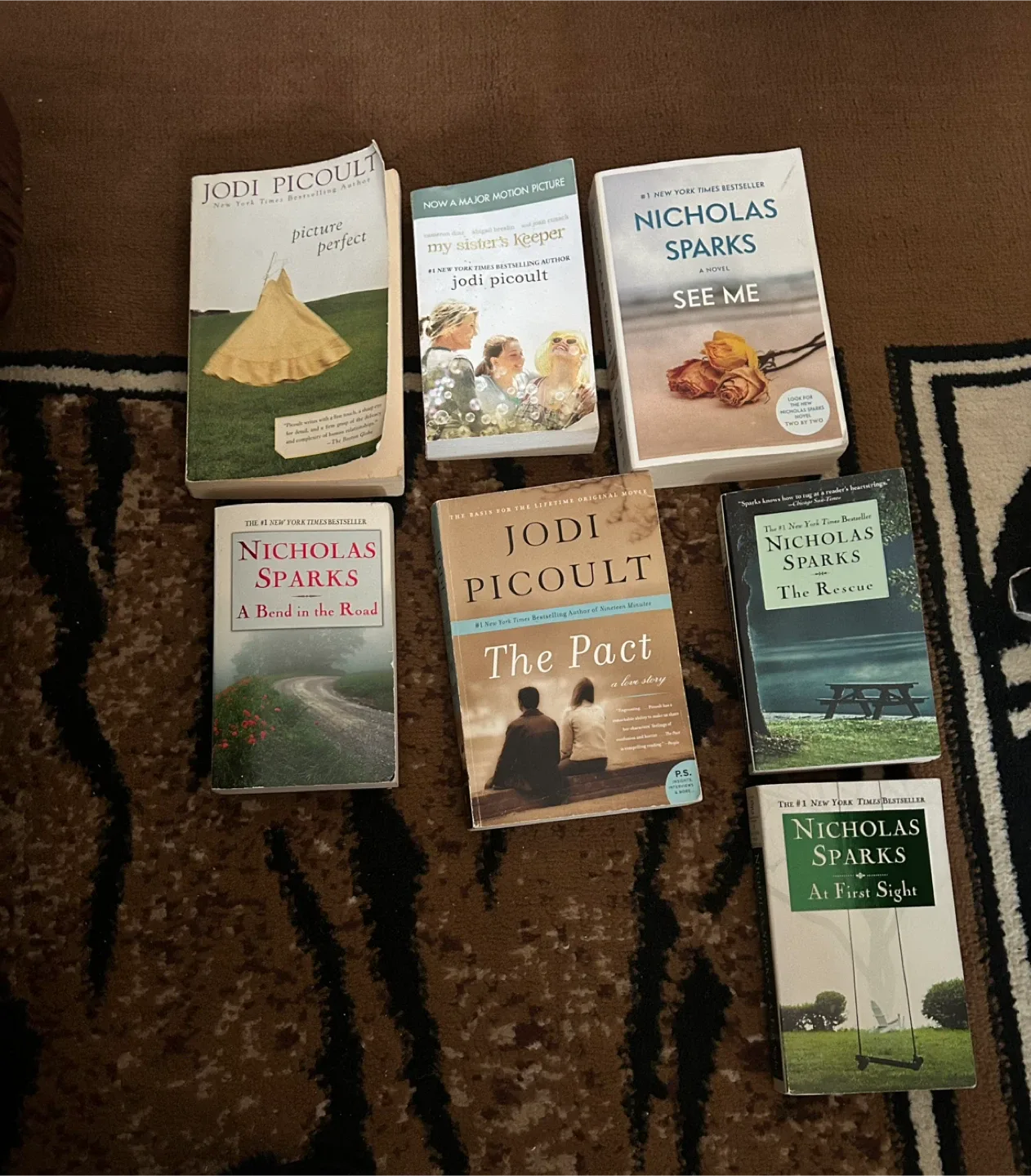 Mixed Lot: Jodi Picoult & Nicholas Sparks Books