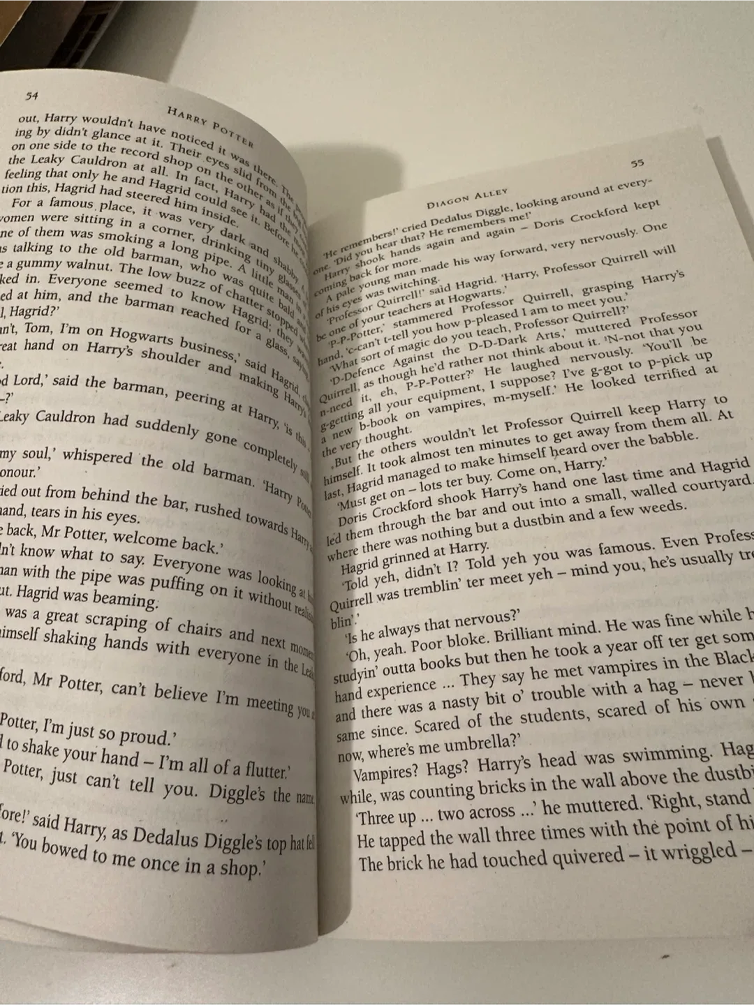 Harry Potter and the Philosopher's Stone (in 1997 published) image indicator(5)