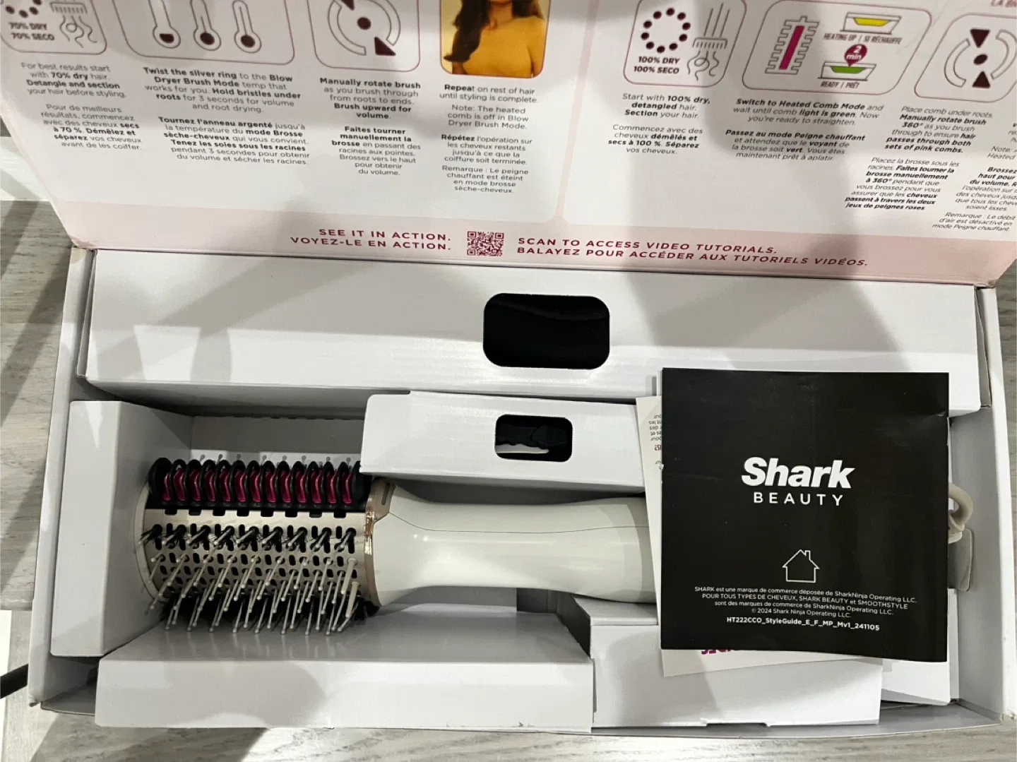 Shark SmoothStyle Heated Comb + Blow Dryer Brush image indicator(7)