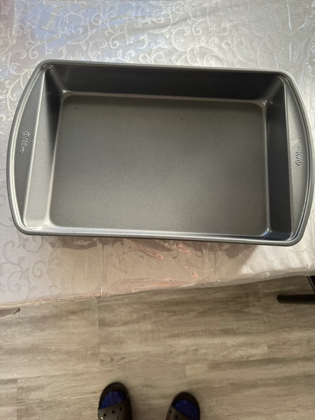 Wilton Rectangular Cake Pan image indicator(2)