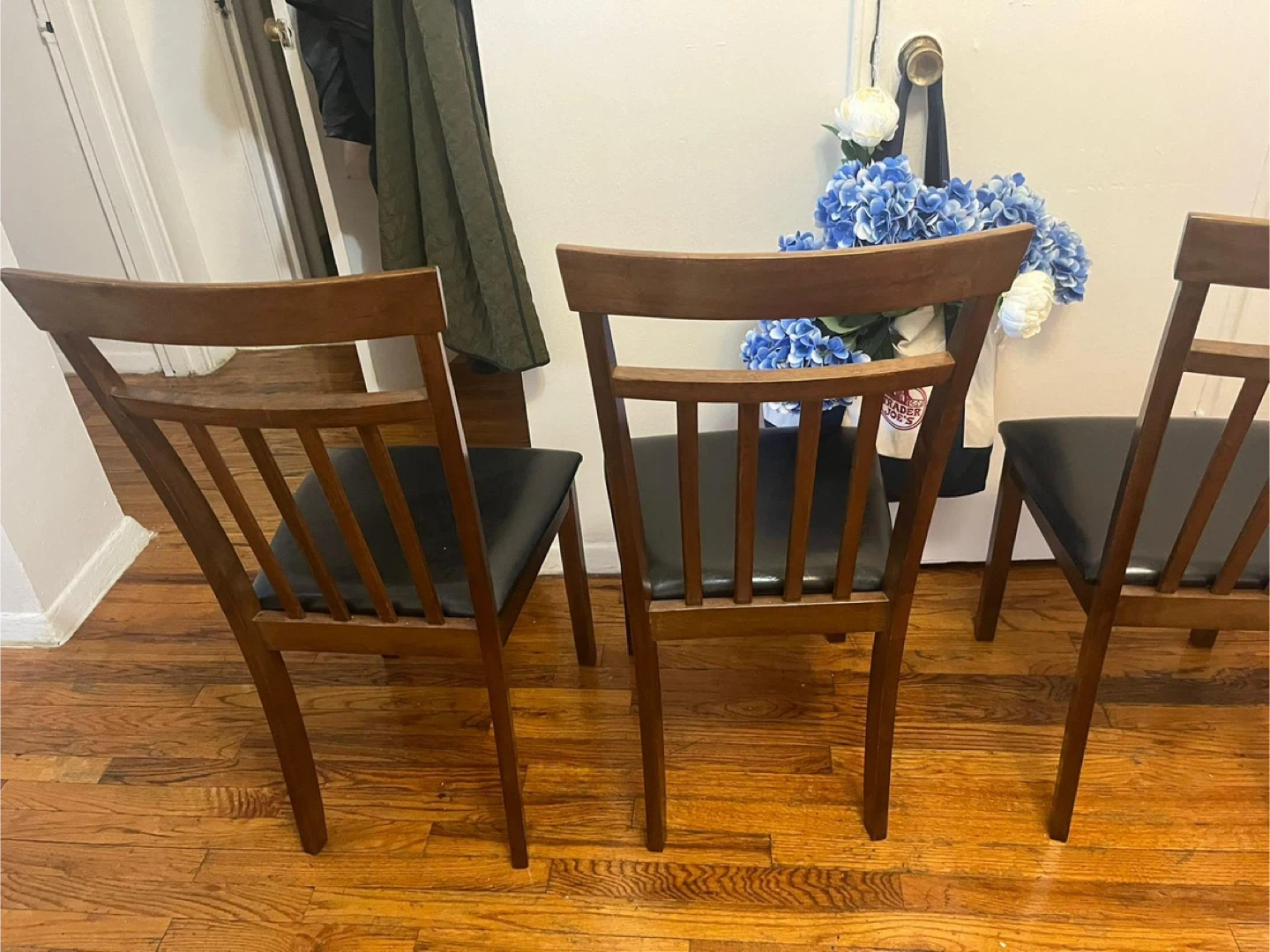 Dining Table and Chairs Set - photo 5